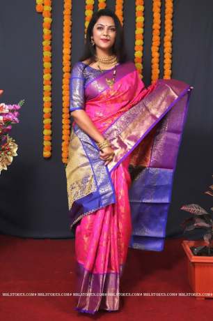 Bollywood Collection Of Pure Golden Zari Silk Pink Saree  Banarasi Silk