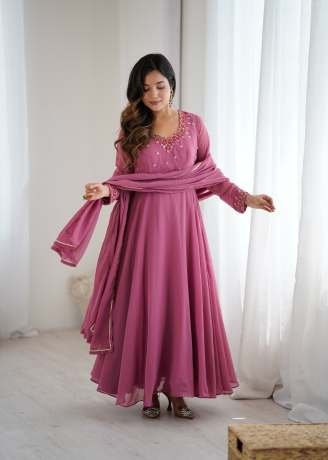 Peach Color Soft Georgette with handwork Anarkali Handloom Saree