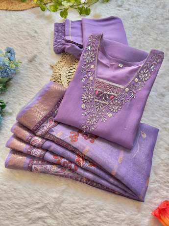 Amazing Vatican Soft Fabric Lavender Kurti Set 